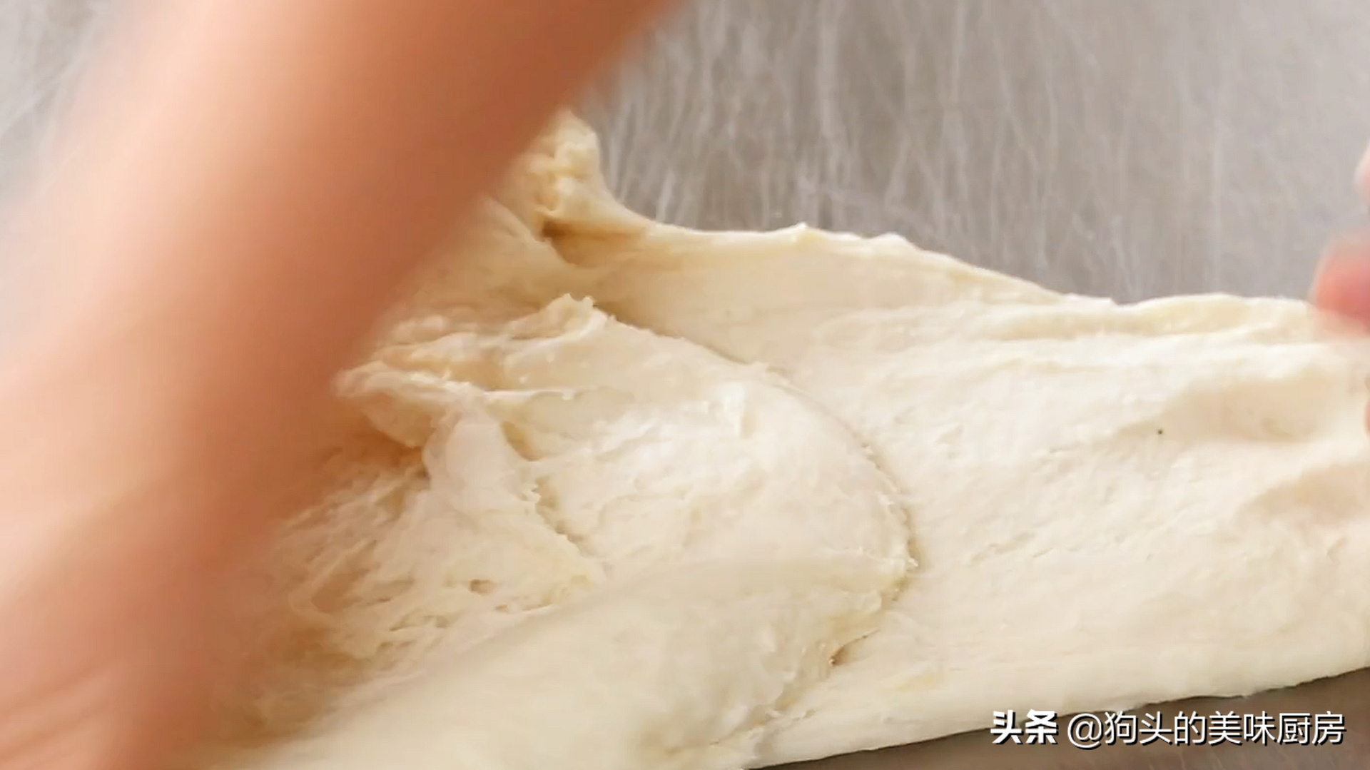 手把手教你在家做披薩，簡單易學，綿軟可口還拉絲，比買的還好吃