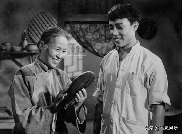 刘世龙：《刘三姐》饰阿牛，《英雄儿女》本色