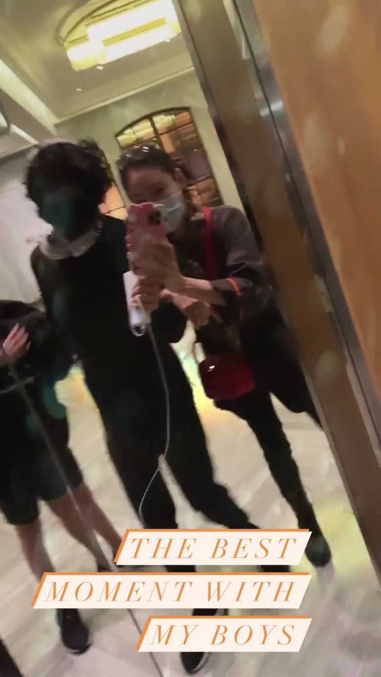 偶遇張柏芝帶兒子逛街，網友大贊母子感情好，互動溫馨有愛