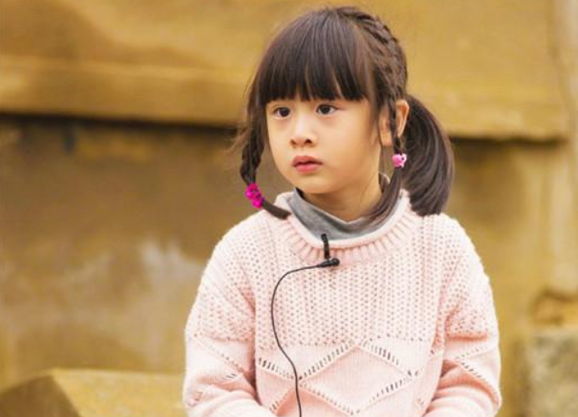 田亮女兒“逆天式發育”，12歲身高近一米七，長腿吸睛又美又颯