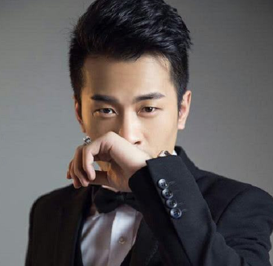 辛巴再次做公益，为钟南山医学基金捐款600万，