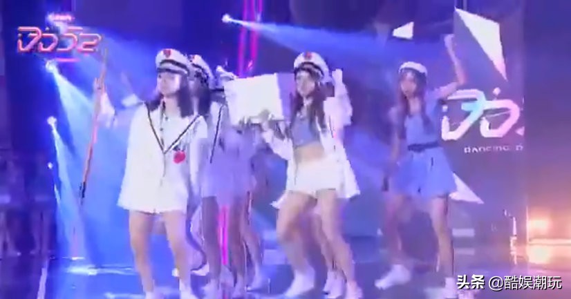 台版101模仿黑人抬棺被吐槽土到极致，吃饱了撑