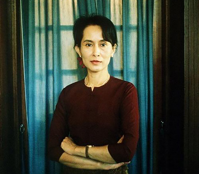 昂山素季的心酸背后：为了缅甸与家人断联，未能见丈夫最后一面