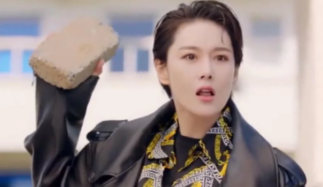 Zhang Xin grants: Cast off controversy to become army elder brother's wife, easy life of a small family is admired nowadays evil spirit other people, 