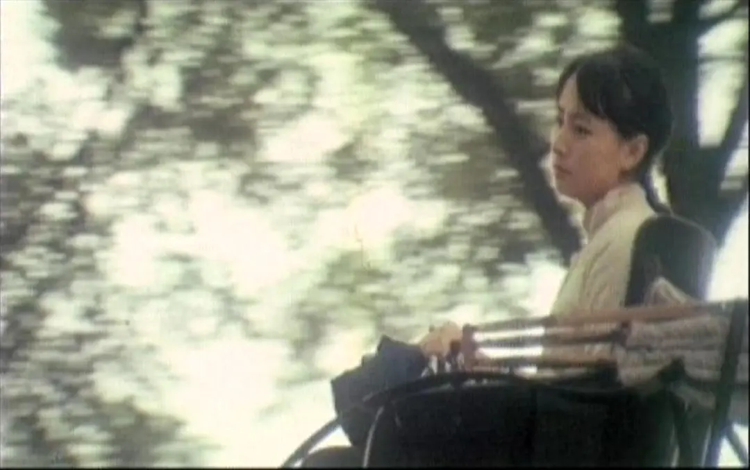 1986年,宋丹丹大尺度出演暗娼,揭开旧时代女性的堕落隐痛