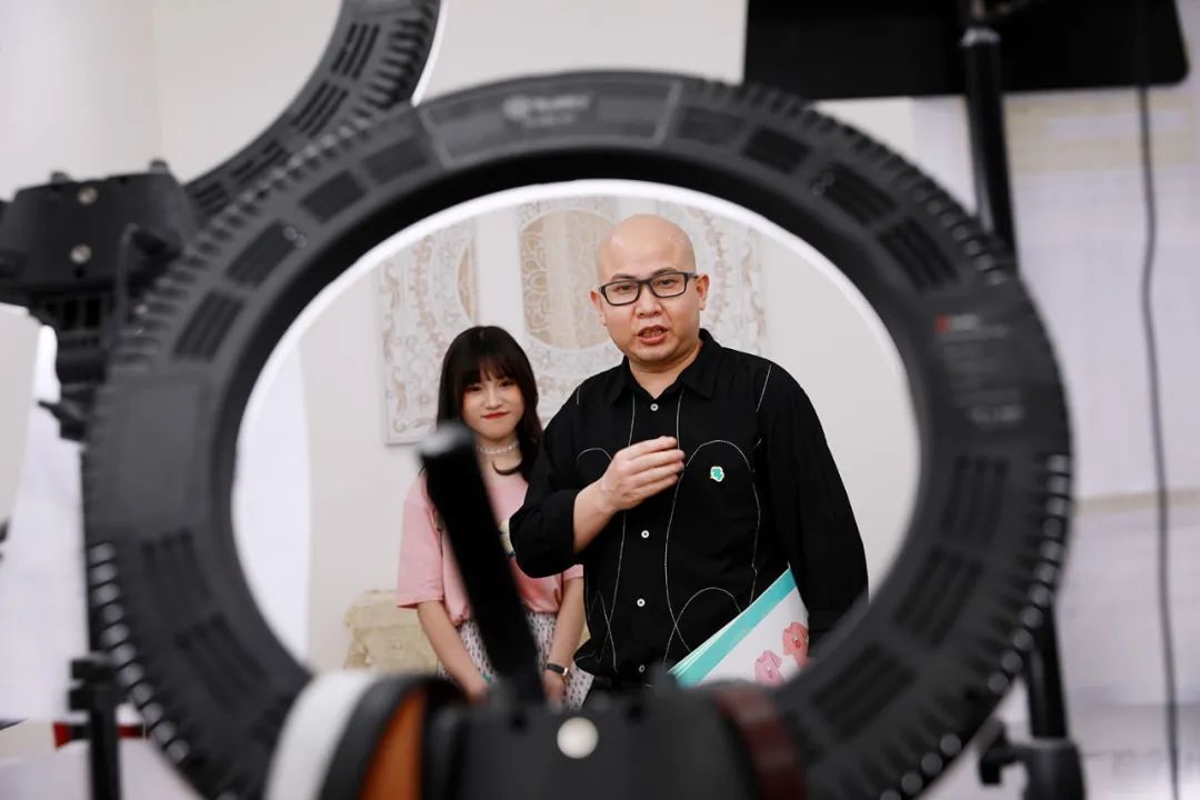 直播带货如何用短视频种草爆单