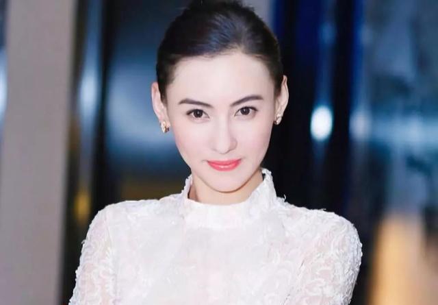 浪姐2：秦昊接替黄晓明，李菲儿不退赛，10位姐姐被淘汰