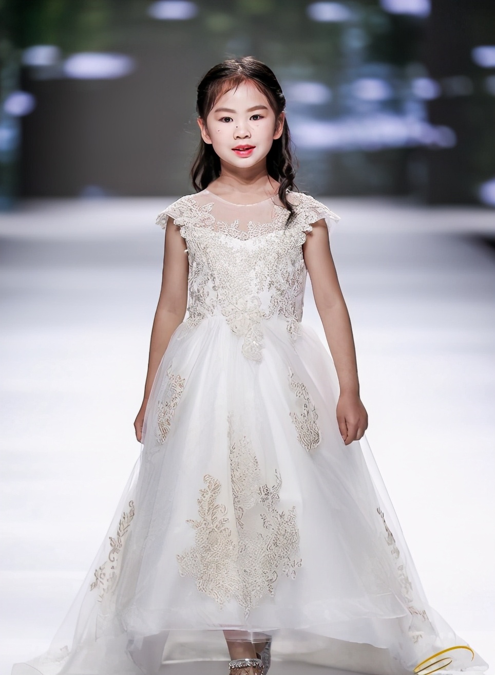 2021中国童模榜中榜时尚盛典全球代言人李凝玥