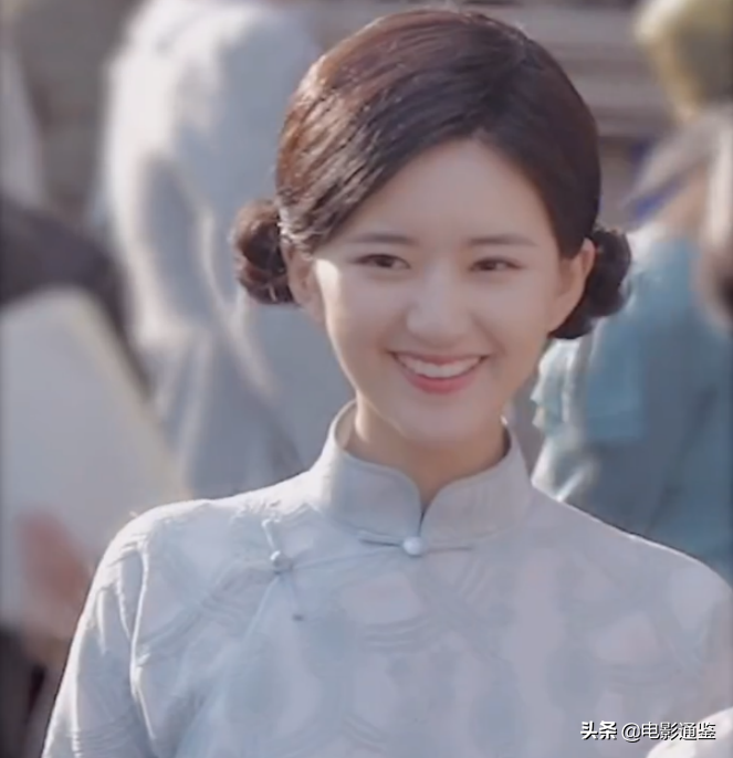 《1921》海报，以为殷桃宋轶够美，却被刘诗诗赵