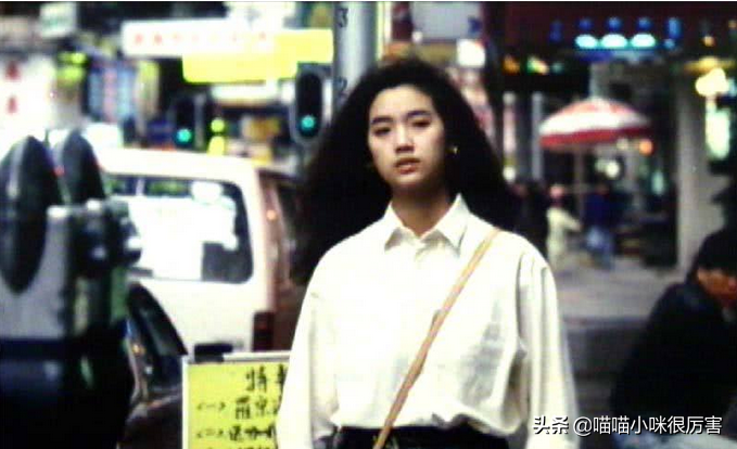 单眼皮歪嘴还有龅牙，五官不端正却依旧绝美的
