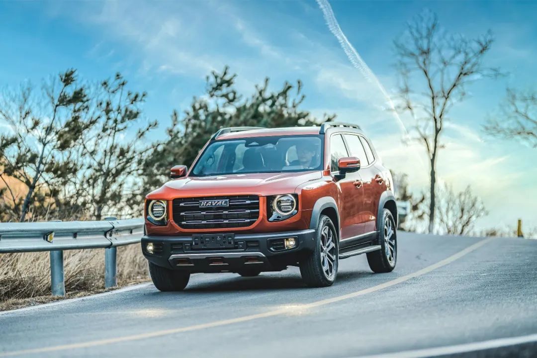 不用追求个性而牺牲实用，这几款帅气SUV同样“顾家”