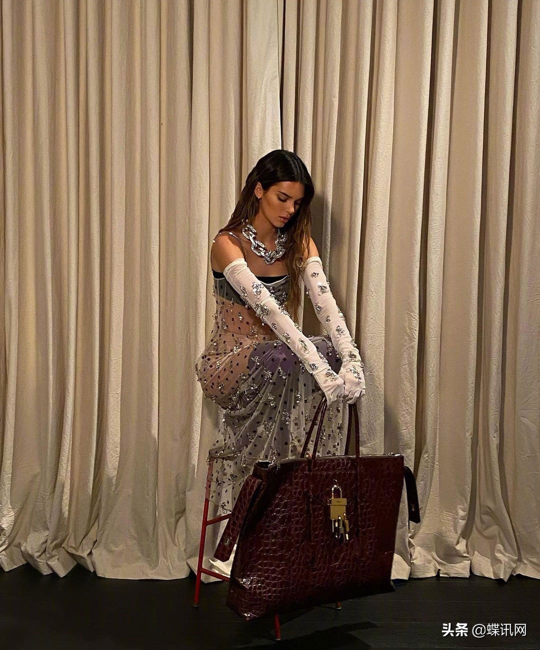 GIVENCHY 2021春夏广告宣传大片
