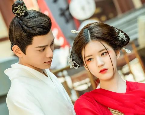 《我喜欢你》开播，林雨申赵露思上演“相爱相杀”，甜到超标