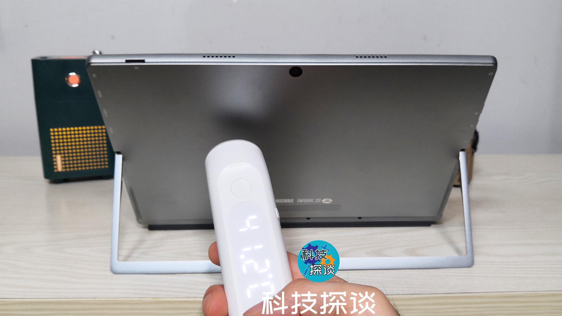 办公学习两不误，很适合学生的Win10二合一平板，酷比魔方iWork20
