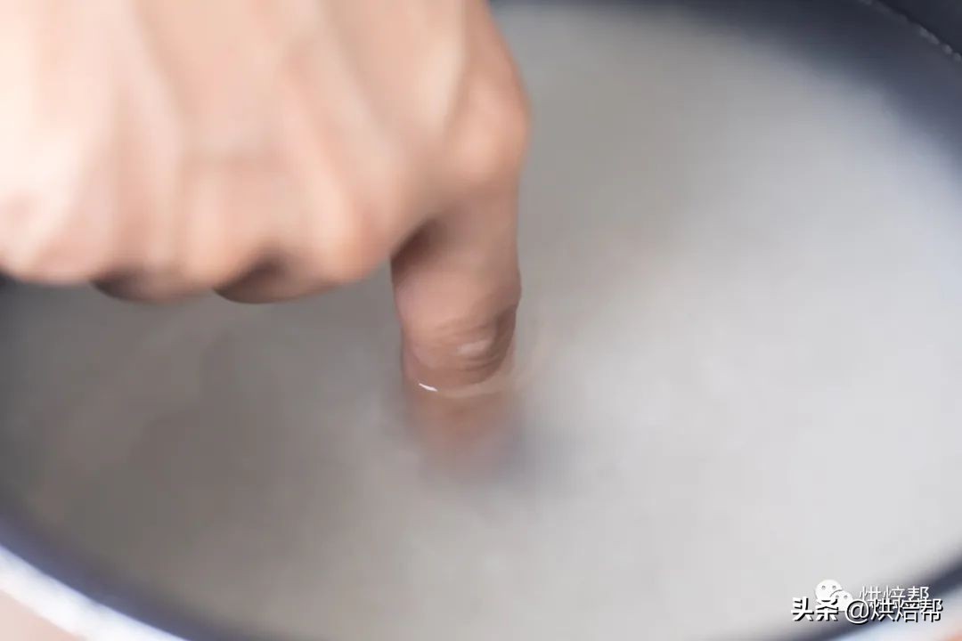 Rice cooker version beef nest egg rice method, a must for lazy people, addicted to eating once