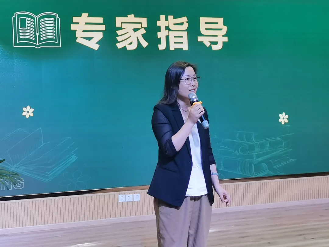 润满园春色 享悦读馨香丨成都市教师读书活动走进双流东升迎春小学