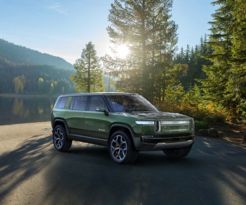 Rivian R1S纯电动车SUV续航力超600千米，特斯拉汽车敌人来啦？