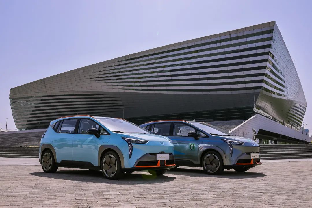 安全+智能+大空间，这台10万出头的电动车城市代步完美