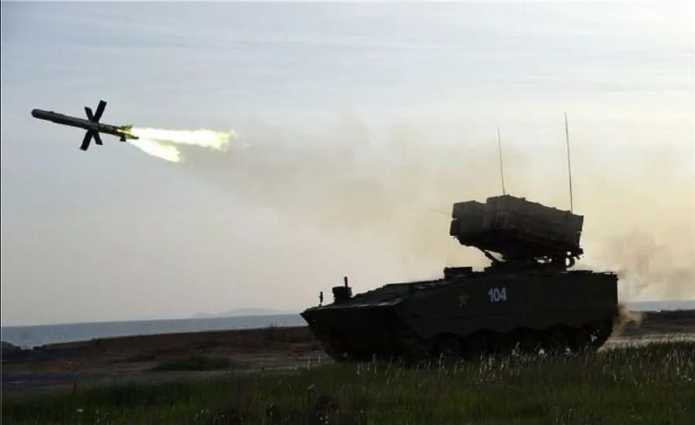 遇到天敌反潜机，潜艇只能下潜躲猫猫，为什么