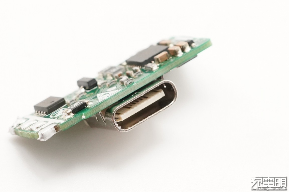 华为65W氮化镓快充充电器深度拆解，华为用户最好的充电器来了