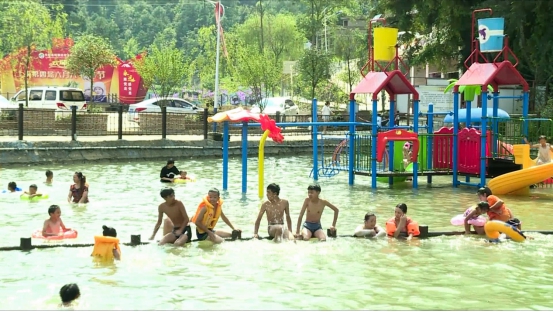 贵州长顺：姆丽迷奇乡村旅游区 避暑好去处