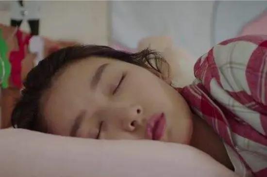 演员自述“睡觉戏”最难拍，为了达到真实的效