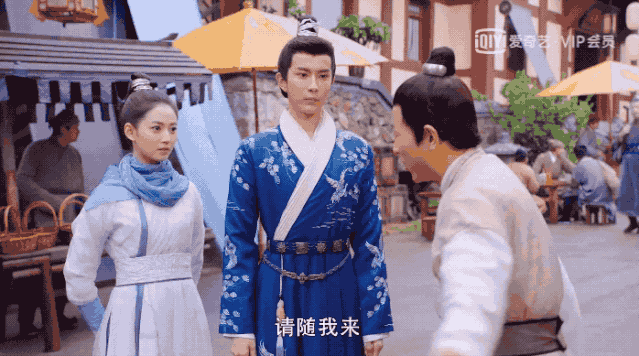 “单脚肉丝”爆梗 承包搞笑源泉的山寨“浪姐”综艺《追光吧哥哥》