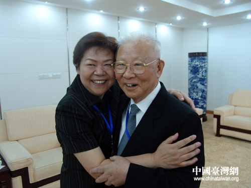 台灣統派精神領袖許歷農迎來102歲生日，稱餘生唯一希望是看到統一