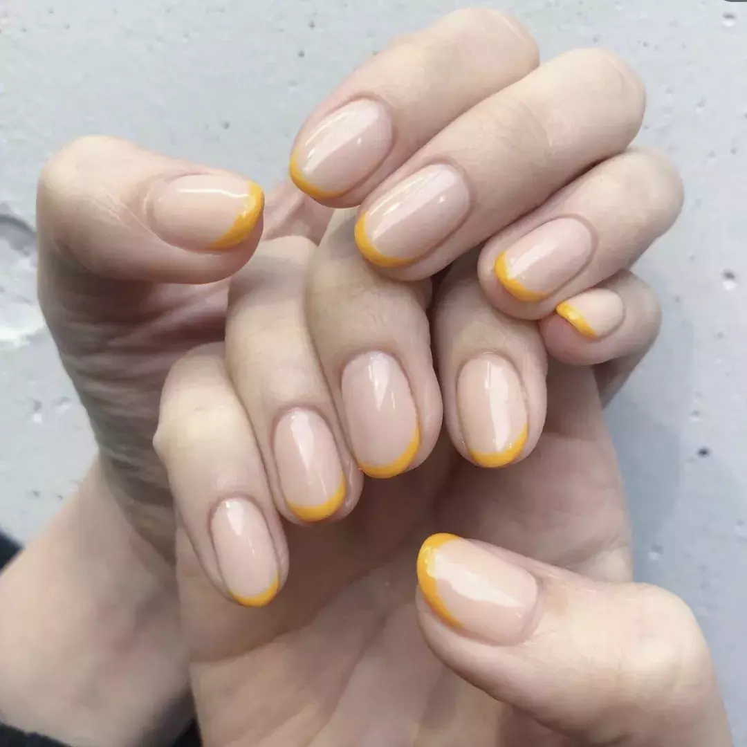 These are white nail styles that are not picky, just follow them