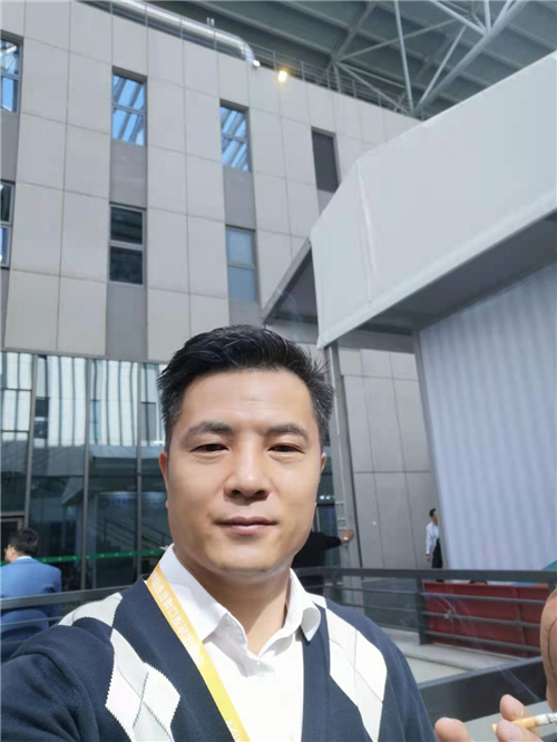 打造中医教育产业“双创”主阵地——专访易京京联合创始人钟锋