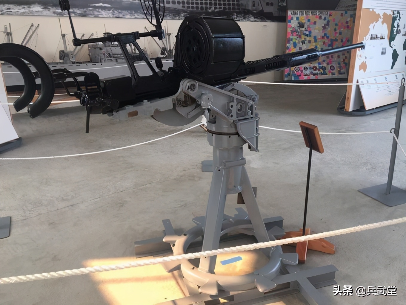 高海拔不用锋利冷兵器，但打架也能累死人，不讲武德的武器还没用