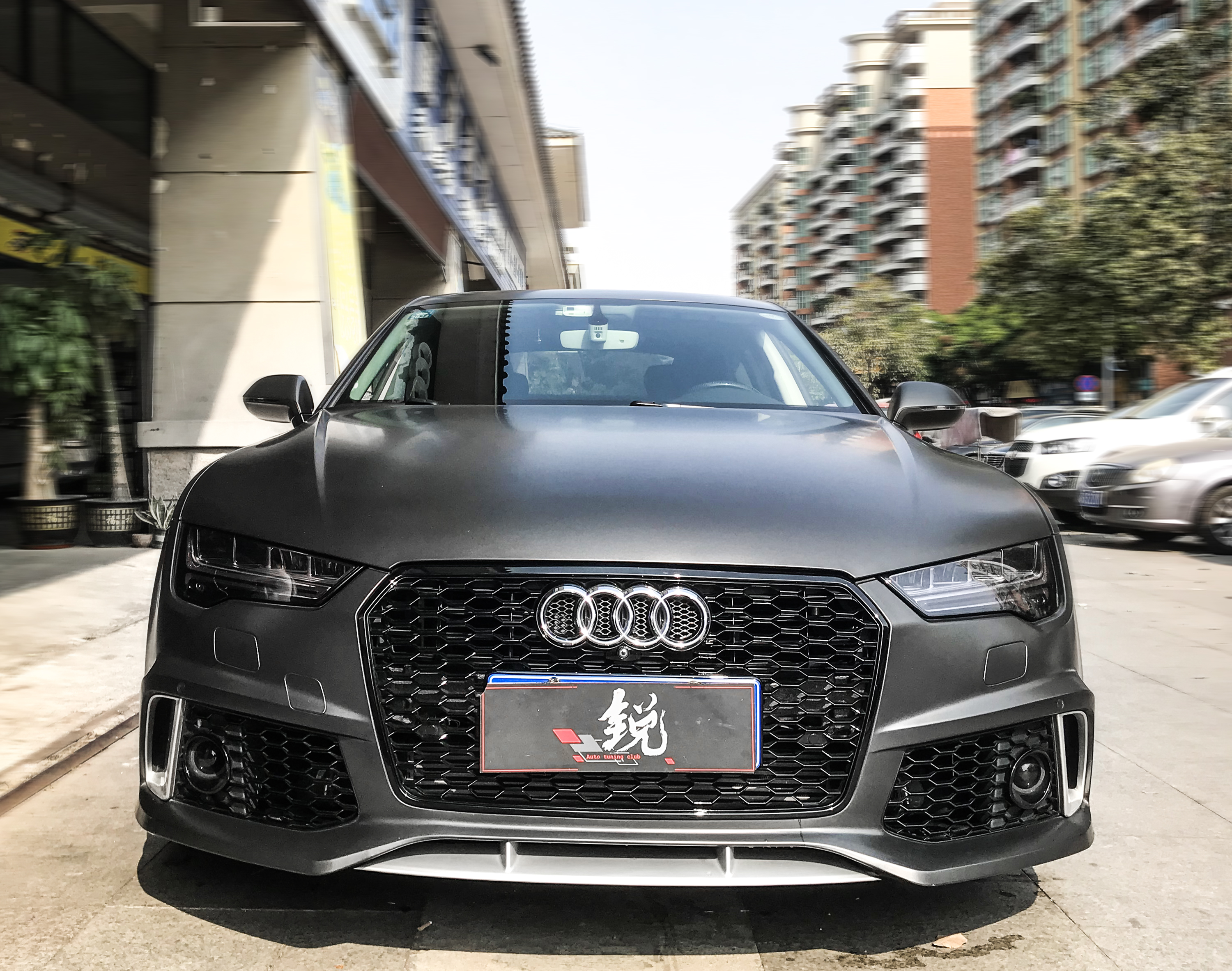 东莞奥迪a7升级改装新款s4座椅加rs7包围件套案例分享