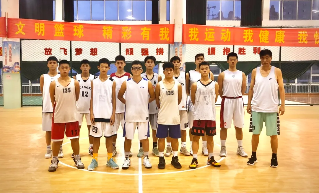 “小犀牛”出征 | 广西威壮篮球俱乐部参战全国U19篮球联赛