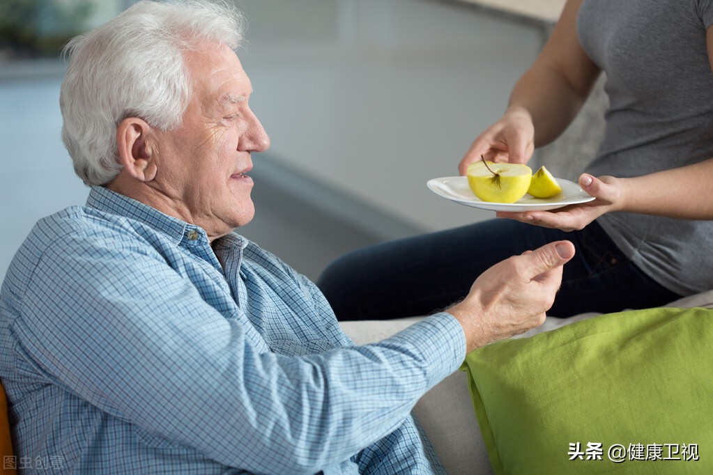 都在說吃越飽，死越早，這是真的嗎？ 中國人的預期壽命，哪一年將超過美國？