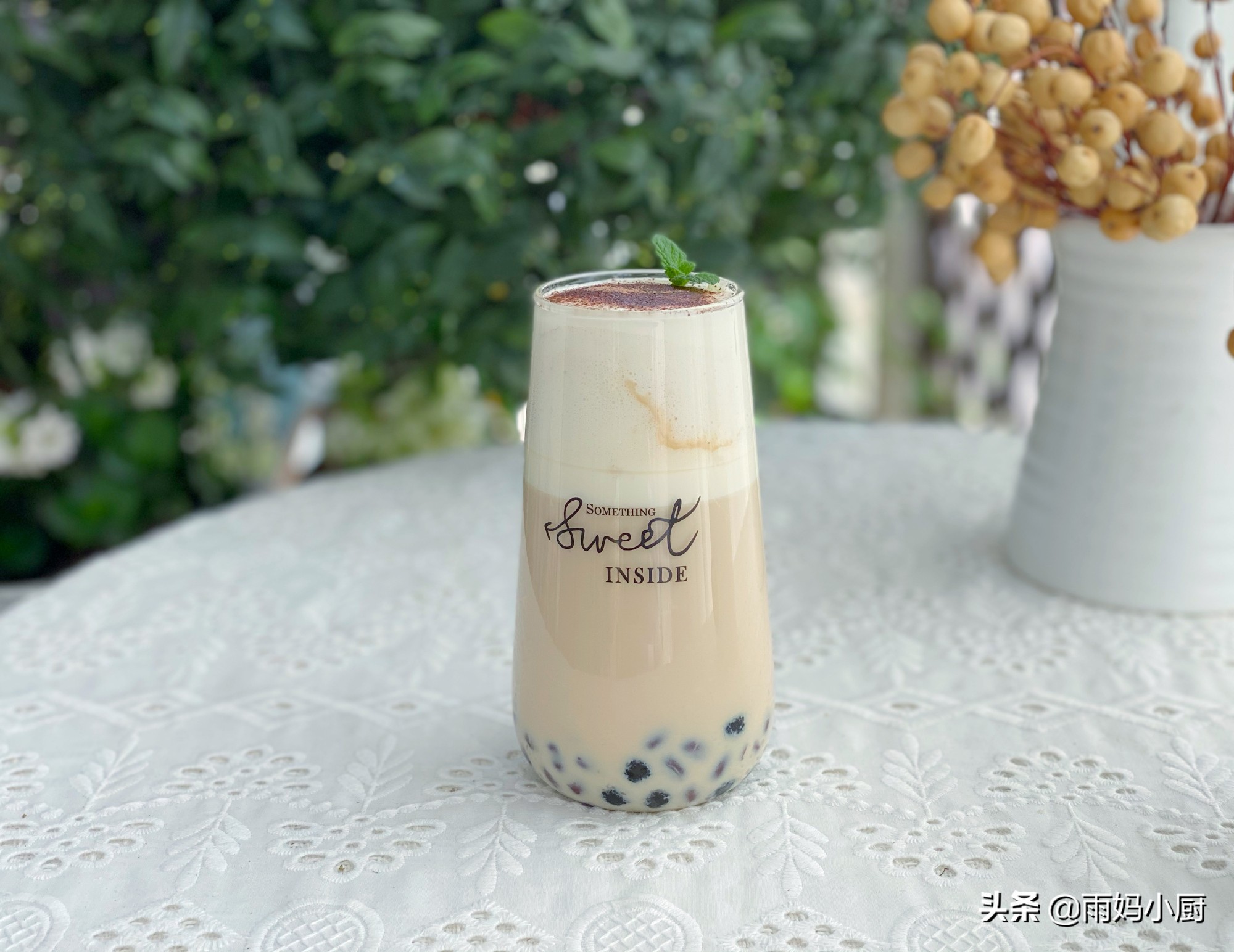 做奶茶原來這麼簡單，放入食材，十多分鐘搞定，珍珠Q彈奶茶香濃