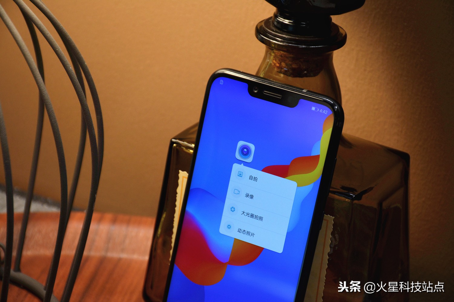華為手機(jī)榮耀Play兩月真實(shí)體驗(yàn)后，聊一聊有關(guān)它的優(yōu)點(diǎn)和缺點(diǎn)