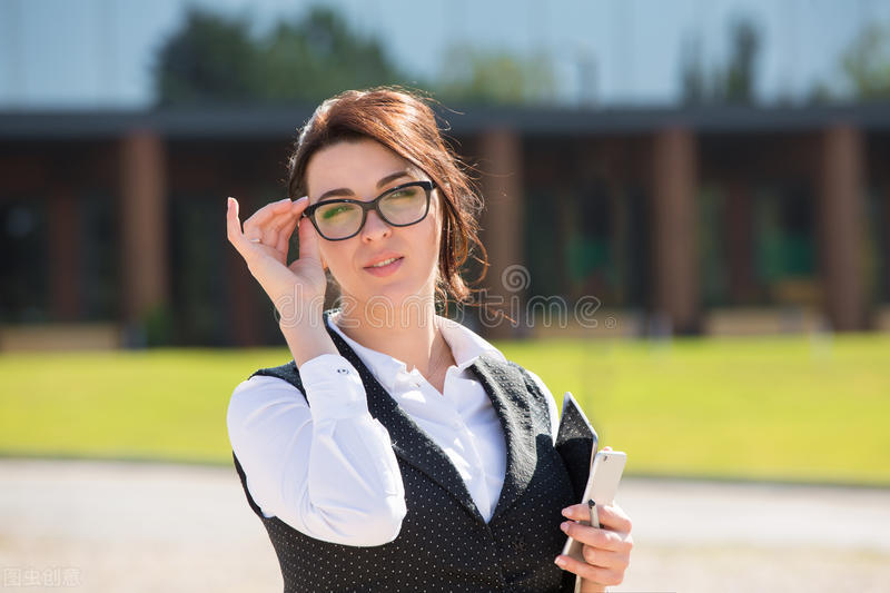 教务管理系统管理软件如何进行课消管理