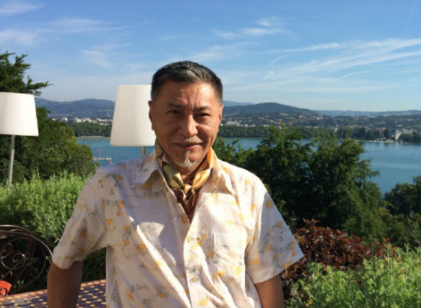 “最低调”的星二代，放弃高薪成“鬼子专业户