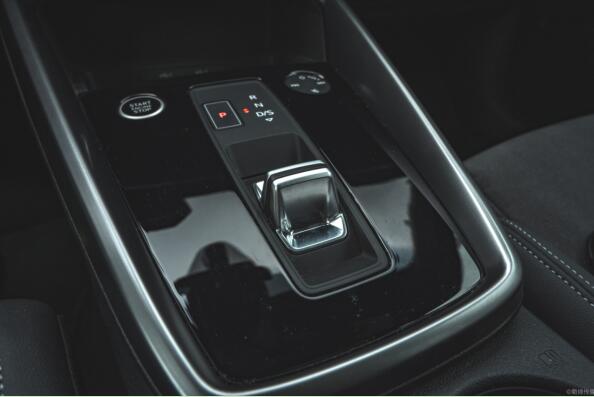 开着A3 sportback，朝拜“成都秋名山二号”