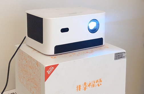 华为海思芯片投影仪好吗？看完这篇文章你可能不敢选