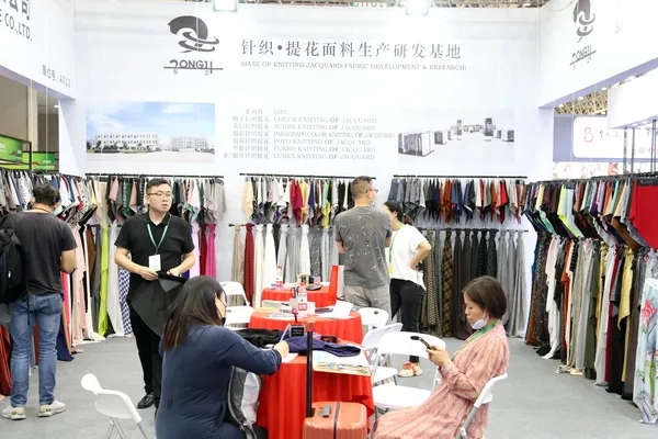 Fermeture précise de la nouvelle opportunité d'affaires "double canal" 2021 Keqiao Spring Textile Fair