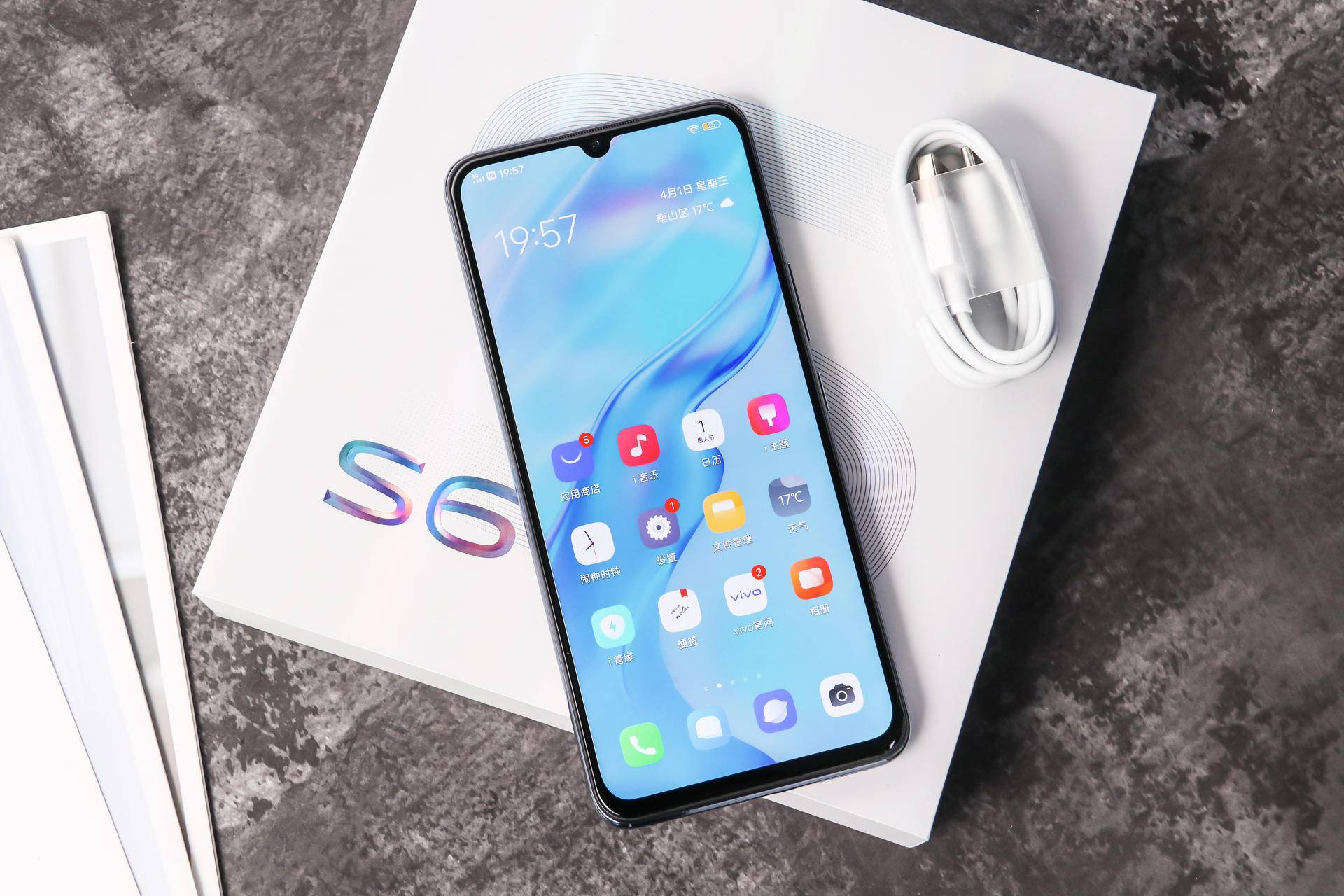 5G自拍手机vivo S6深度体验一天——从开箱说起