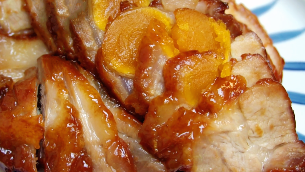 秘制蛋黄叉烧肉，想吃不用买，一口电饭锅就搞定，简单营养又美味