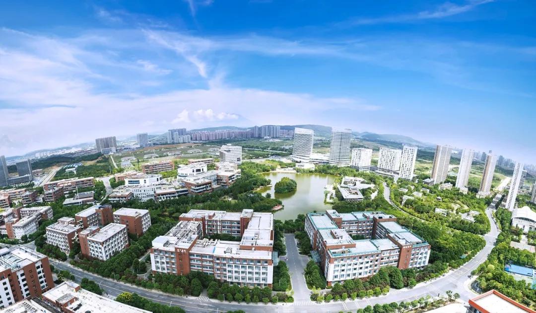 光谷国际生物医药产业基地：超前布局 抢占精准医疗高地
