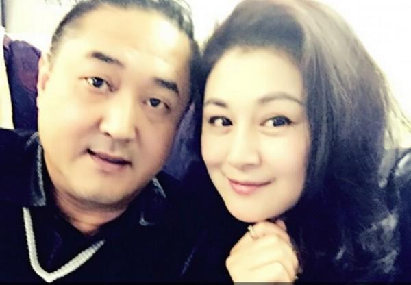 所以结婚二十多年,于月仙都跟丈夫过着二人世界,感情也没有受到影响.