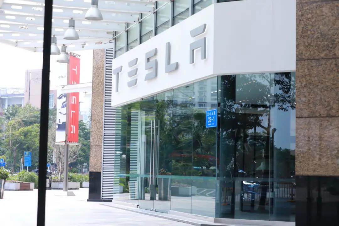 Model 3直降1.5万，等等党又赢了！网友：特斯拉才是良心企业