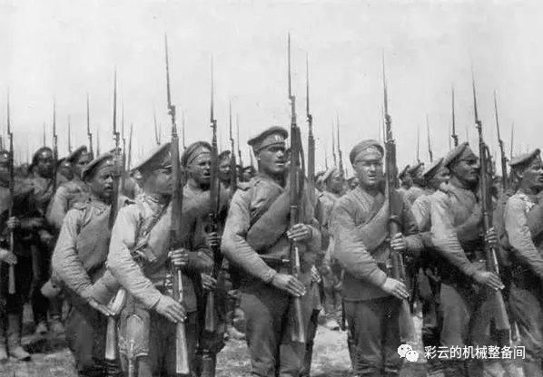 这支枪从沙俄用到苏联，也是新中国第一种制式步枪