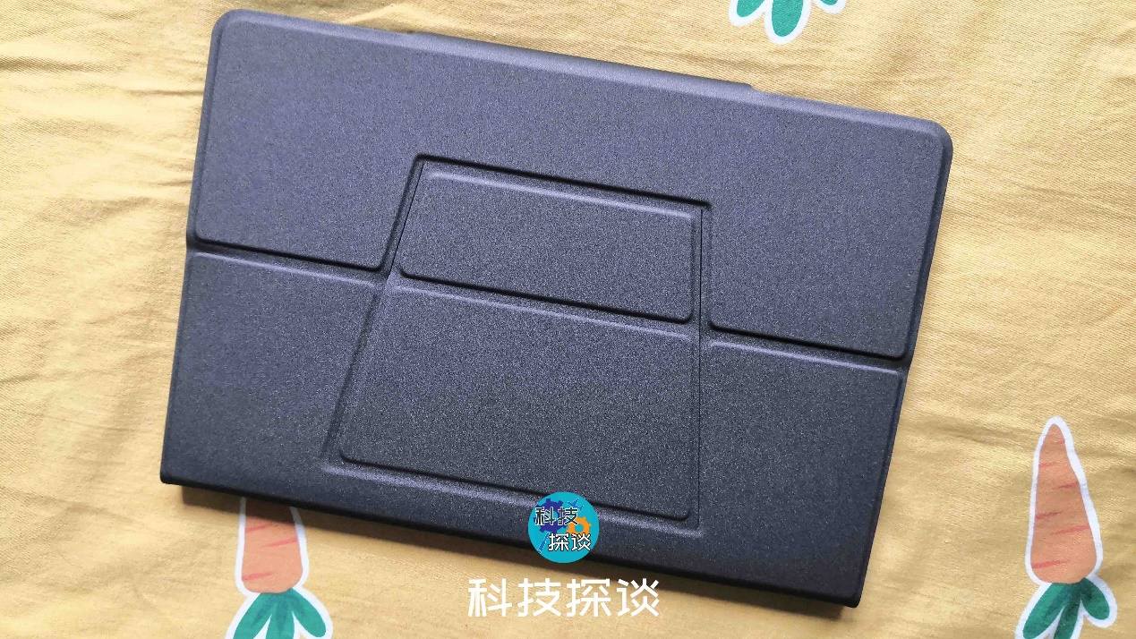 搬砖人必备iPad生产力配件：SMORSS无线蓝牙键盘保护套