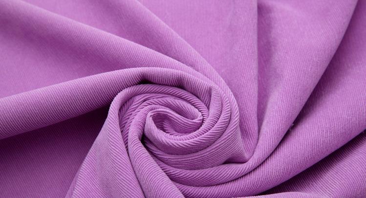 齐桓公好穿紫色袍服，这种衣服经过专家的复原，竟然有一股臭气