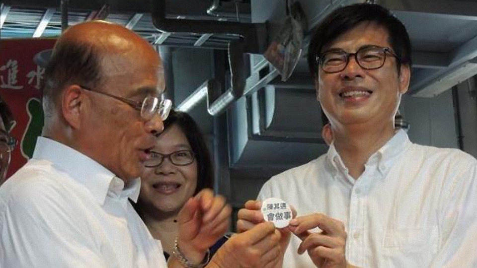 500架无人机全是大陆制造？陈其迈被批“卖台”，其实一点也不冤
